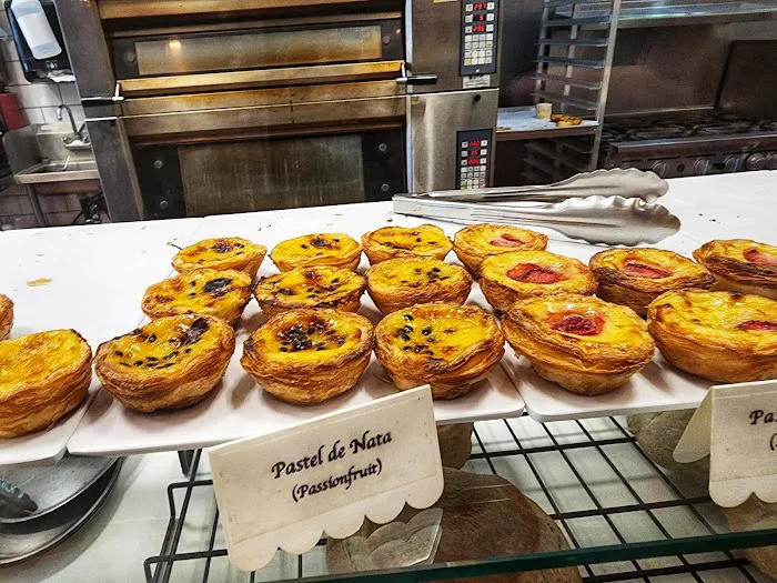 Pastelaria Adega Picture 10