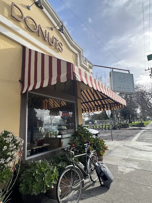 Rollo's Donuts Picture 9