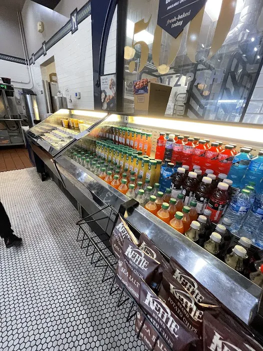 Noah's NY Bagels Picture 6