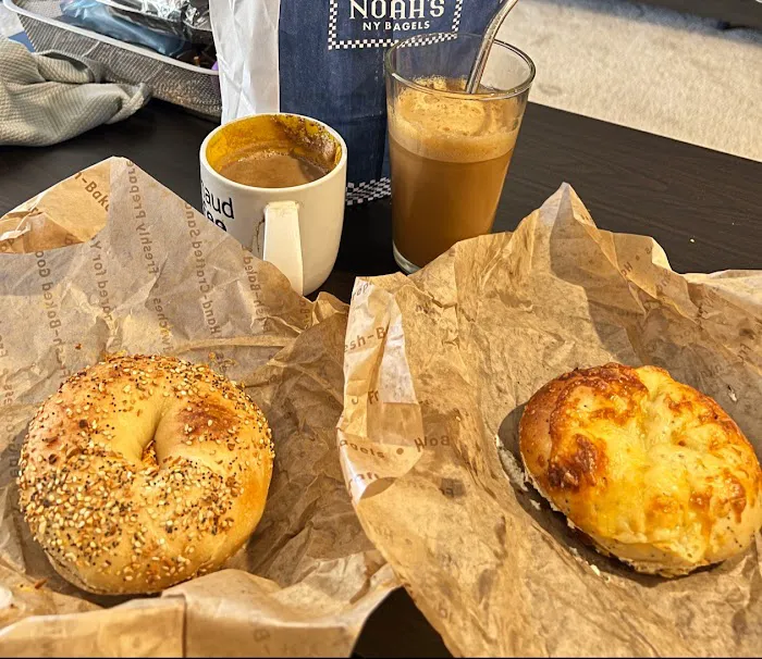 Noah's NY Bagels Picture 4
