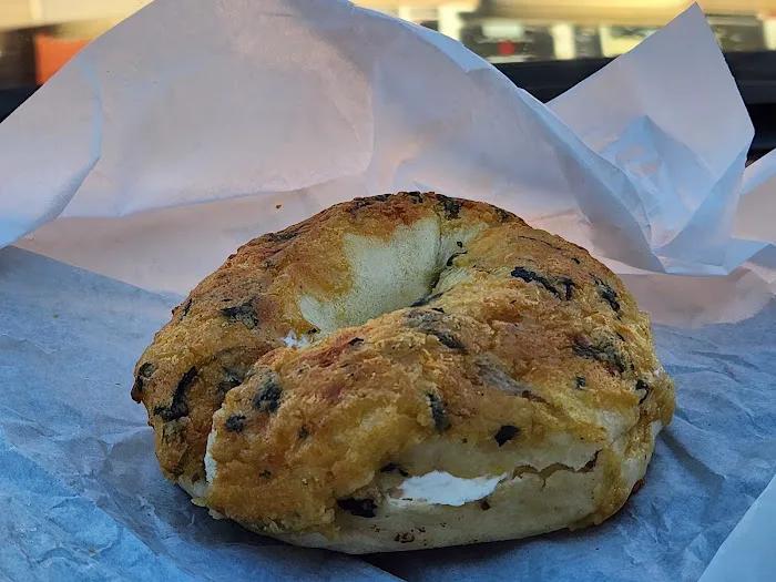 Main Street Bagel Picture 6