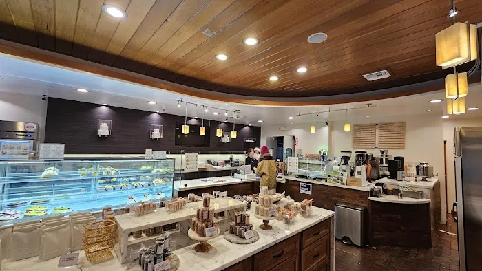 Satura Cakes Picture 5