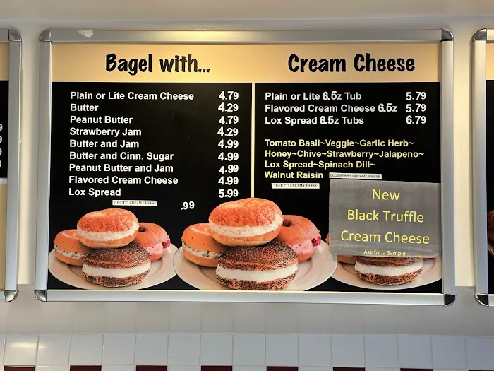 Posh Bagel Picture 1