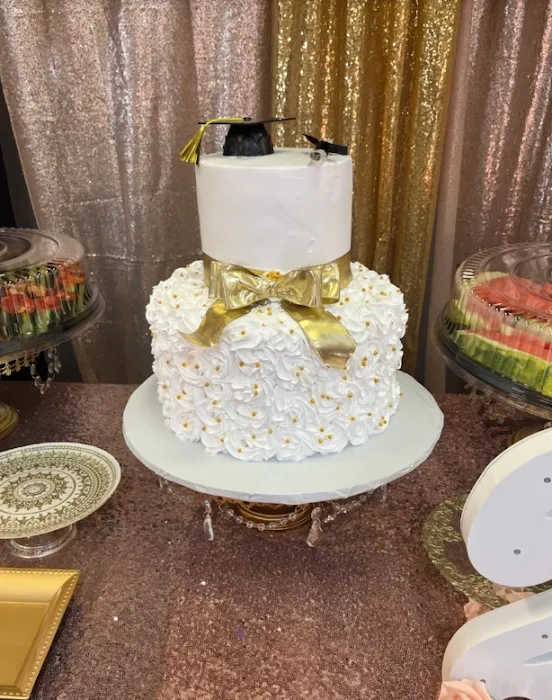 Delizias Bakery Picture 9