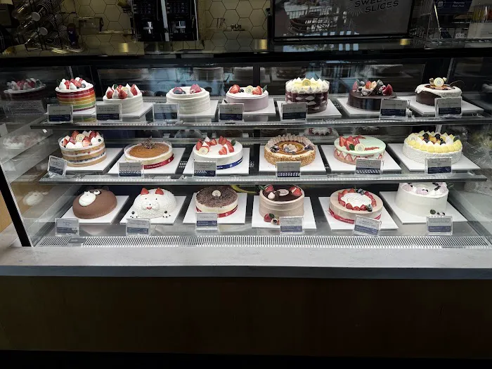 Paris Baguette Picture 1