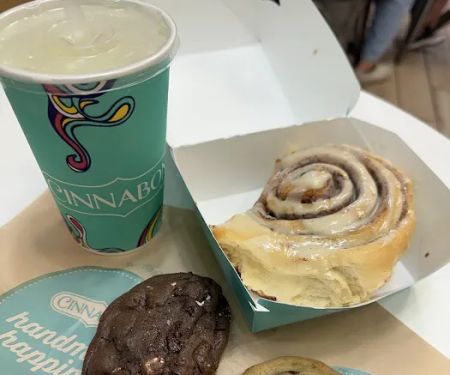 Cinnabon