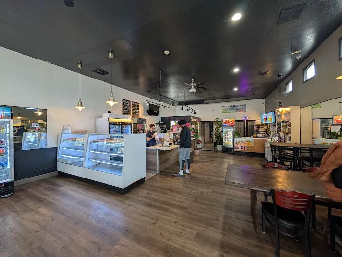 Vegan Bistro Donuts & Cafe Picture 4