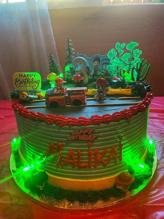 Linda's Bakery Picture 2