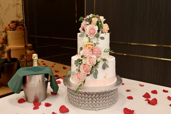 Linda's Bakery Picture 1