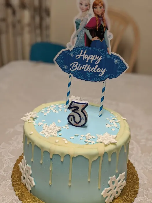 Linda's Bakery Picture 5