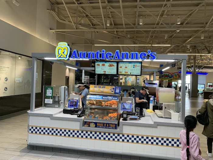 Auntie Anne's Picture 9