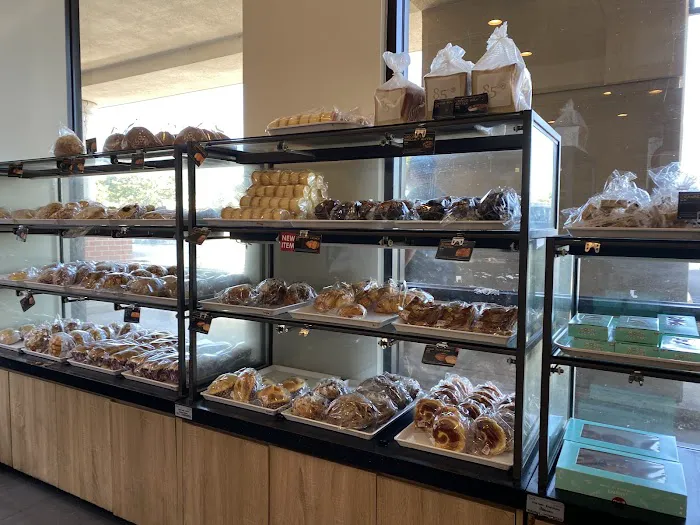 85°C Bakery Cafe - Waterford Picture 4