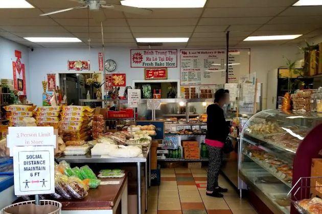 L & M Bakery & Deli