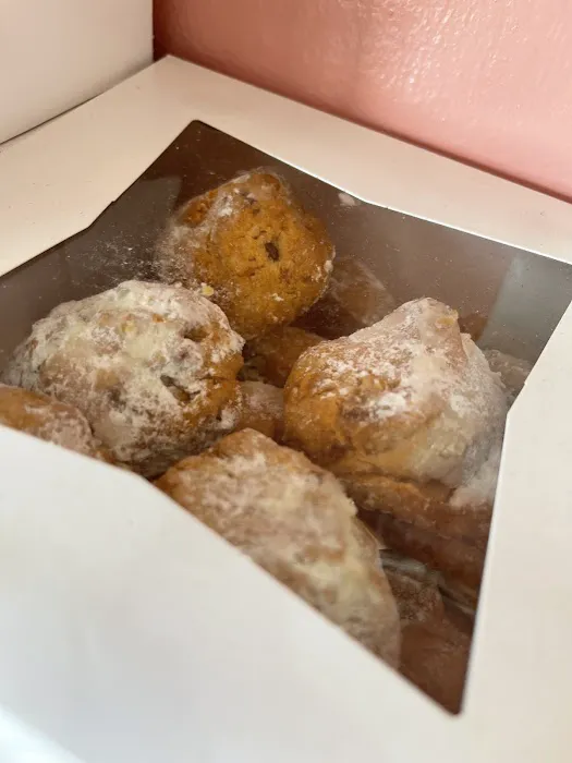 Sweet Passions Bakery Picture 3
