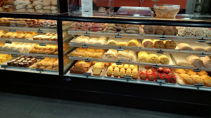 El Pan Dulce Panederia Picture 6