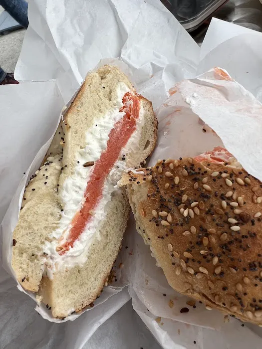 Izzy's Brooklyn Bagels Picture 8