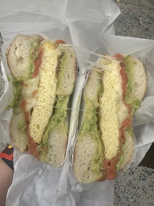 Izzy's Brooklyn Bagels Picture 3