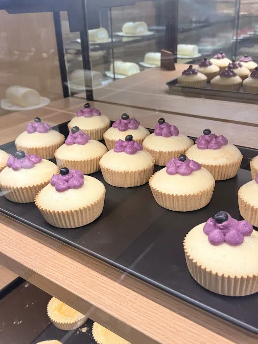 Basquia Bakery Picture 3