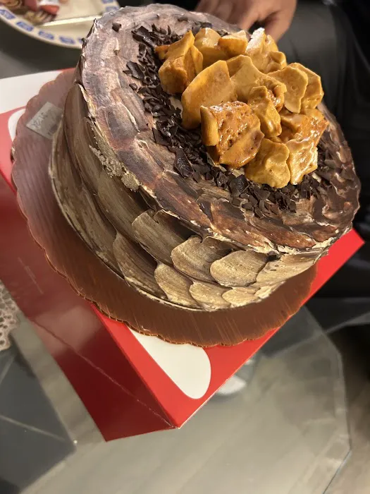 Red Ribbon Bakeshop Picture 3