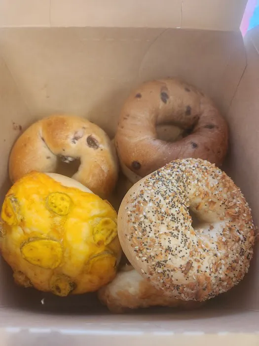 Noah's NY Bagels Picture 10