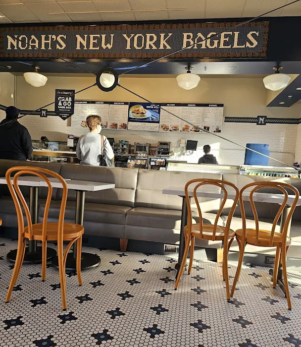 Noah's NY Bagels Picture 8