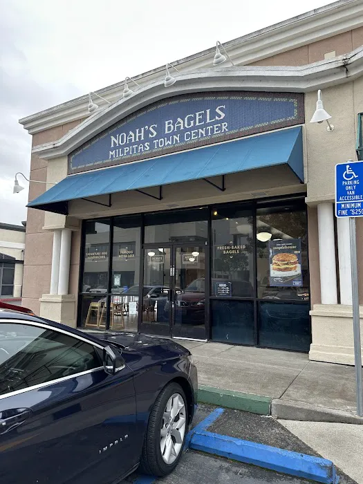 Noah's NY Bagels Picture 3
