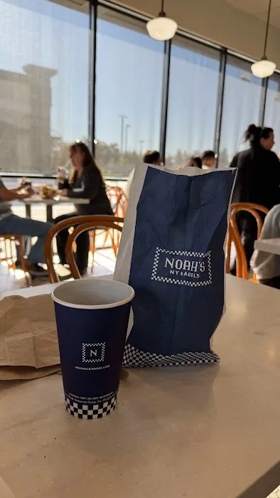 Noah's NY Bagels Picture 1