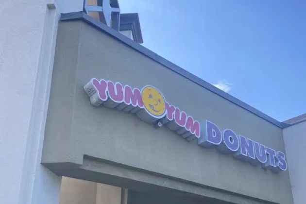 Yum Yum Donuts