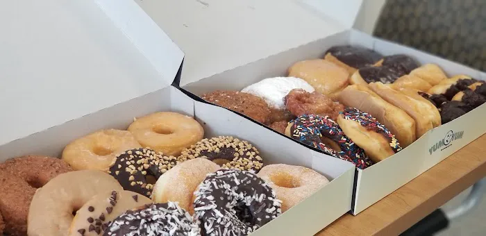 Yum Yum Donuts Picture 4