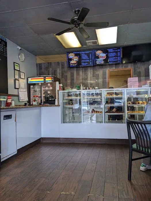 Sam's Donuts Picture 7