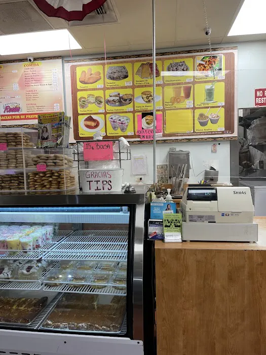 Panaderia Rosas Picture 3