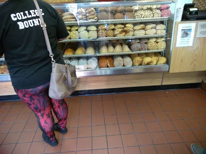 Panaderia Ortiz Picture 4