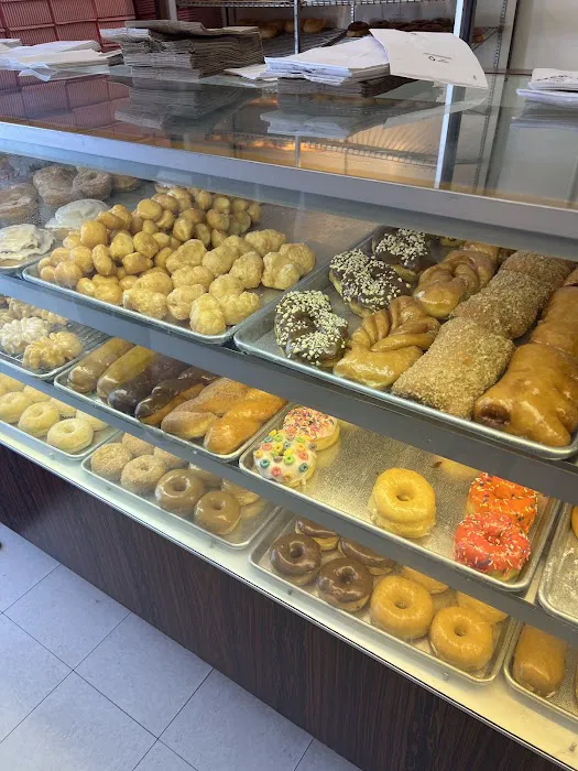Christy's Donuts Picture 3