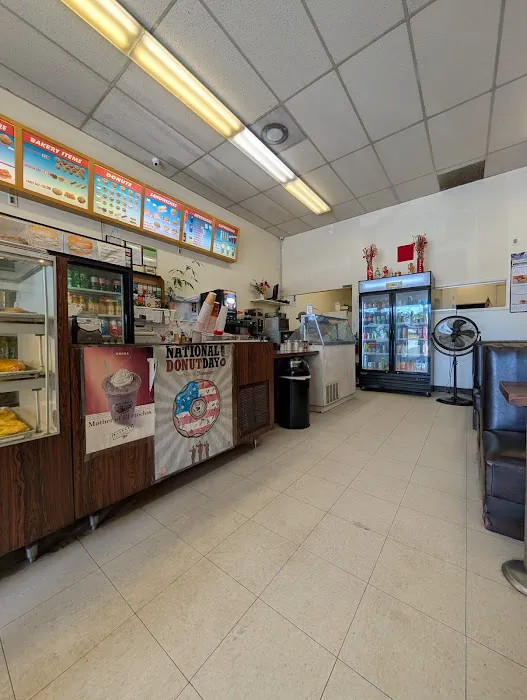 Christy's Donuts Picture 6