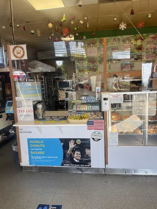 World Donuts 'n Ice Cream Picture 10