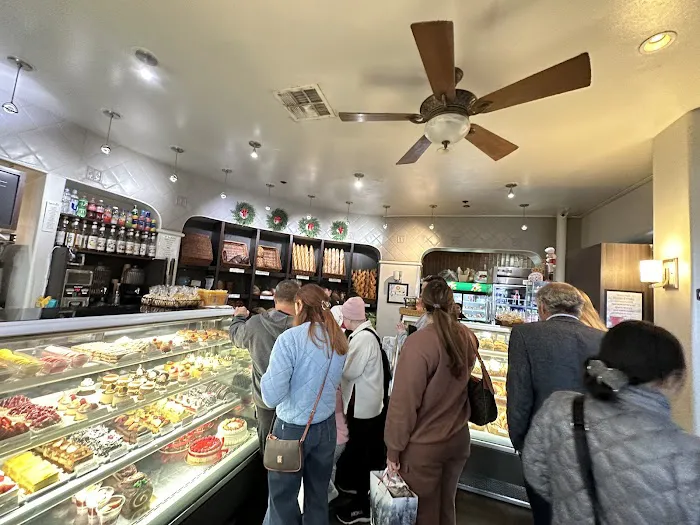 La Baguette Picture 2