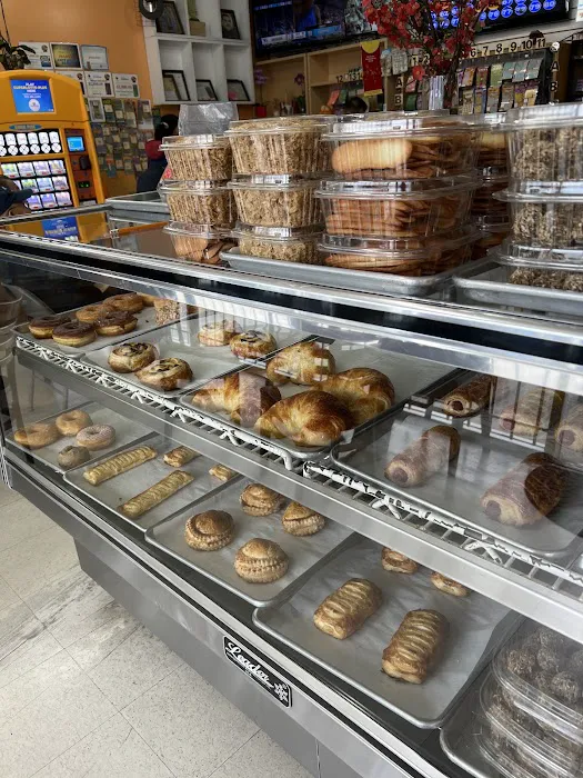 Queen Bakery Picture 7