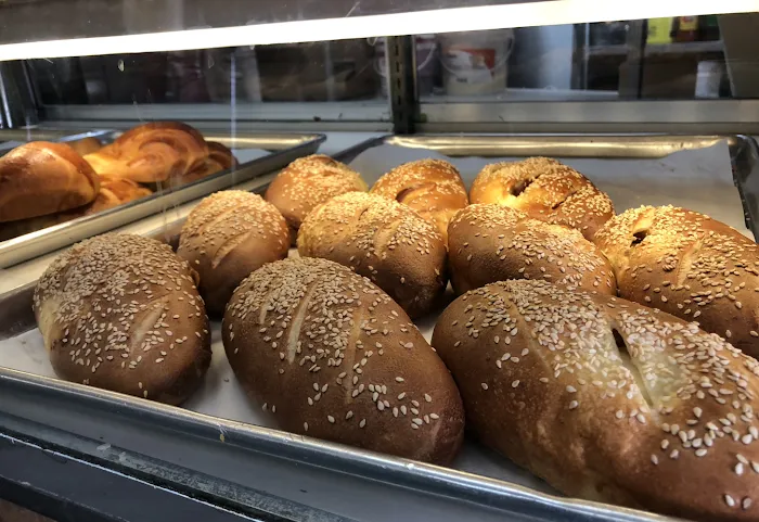 Delizias Bakery Picture 6
