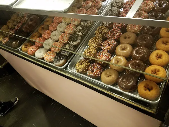O’Henry’s Donut Shop Picture 9