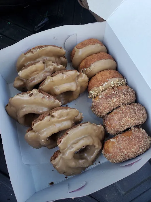 O’Henry’s Donut Shop Picture 7