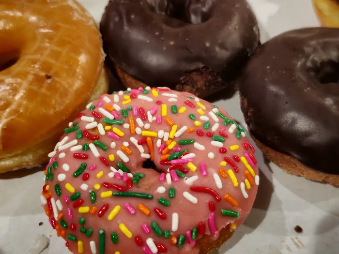 O’Henry’s Donut Shop Picture 3