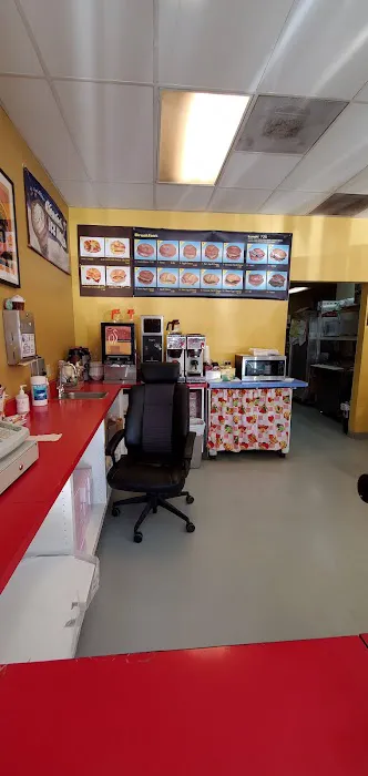 Daybreak Donuts & Ice Cream Picture 3