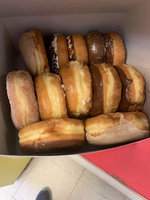 Daybreak Donuts & Ice Cream Picture 8