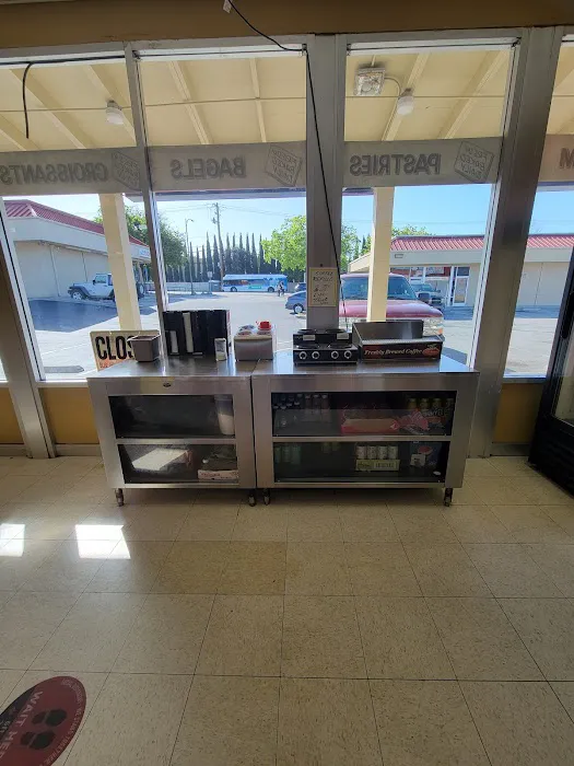 Daybreak Donuts & Ice Cream Picture 5