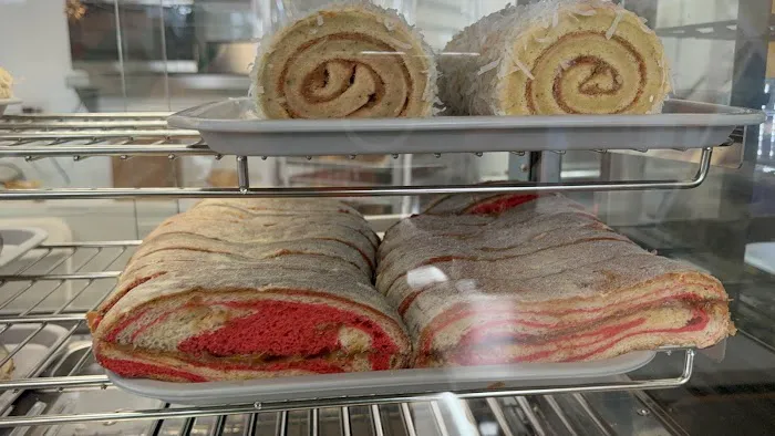 Panadería mi tierra Colombian Bakery Picture 1
