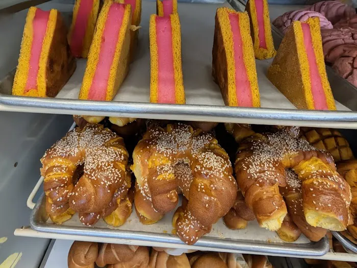 Rica Panaderia Picture 1