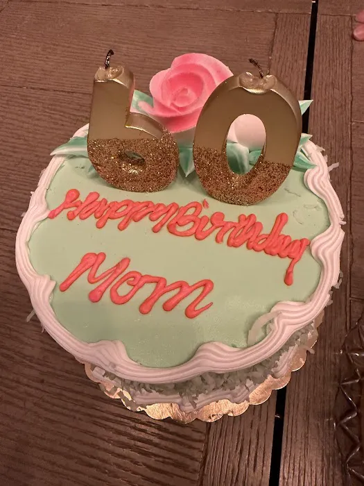 Van’s Bakery Picture 9