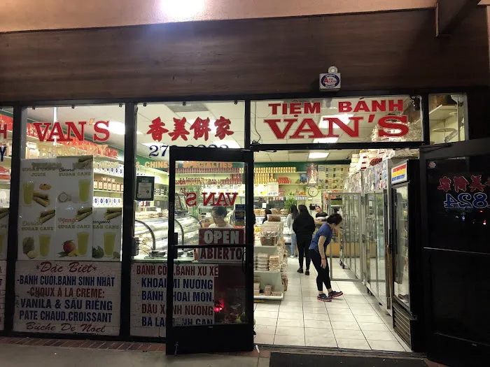 Van’s Bakery Picture 7