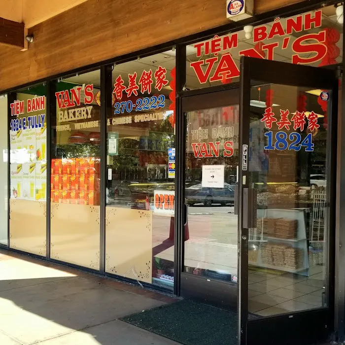 Van’s Bakery Picture 4