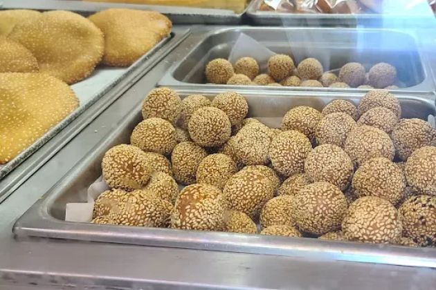 CD Bakery & Deli